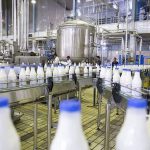 مدیر عامل صنایع شیر ایران : با حذف ارز ۴۲۰۰ تومانی قیمت شیر خام افزایش می‌یابد